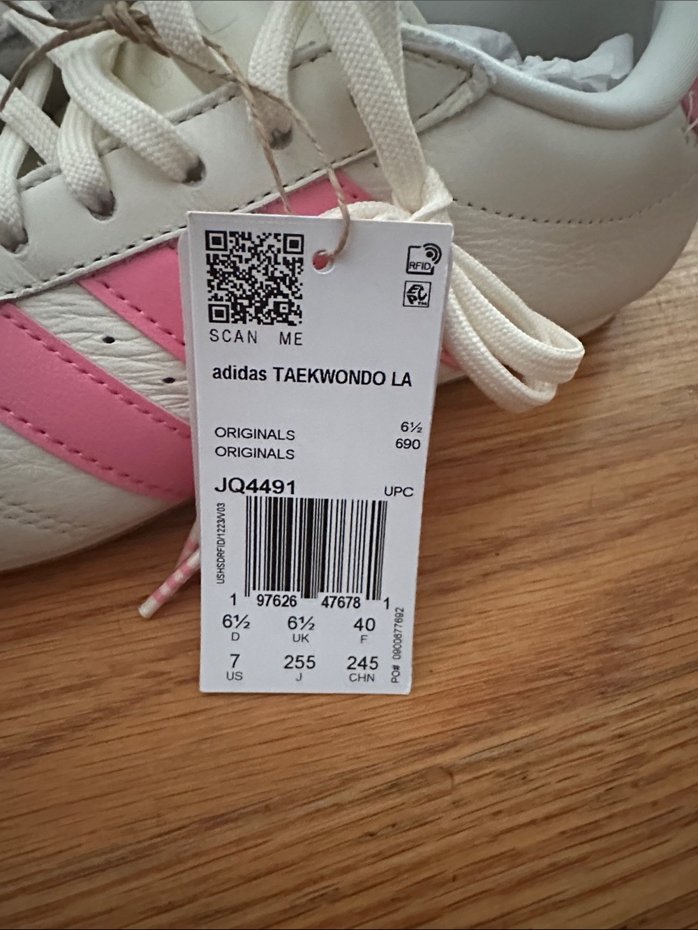 adidas Taekwondo LA Women's White with Pink Accents Sneakers (8 women/7 men) - Picture 2 of 5